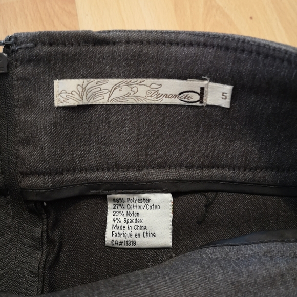 Super elegant grey skirt - Picture 3 of 4